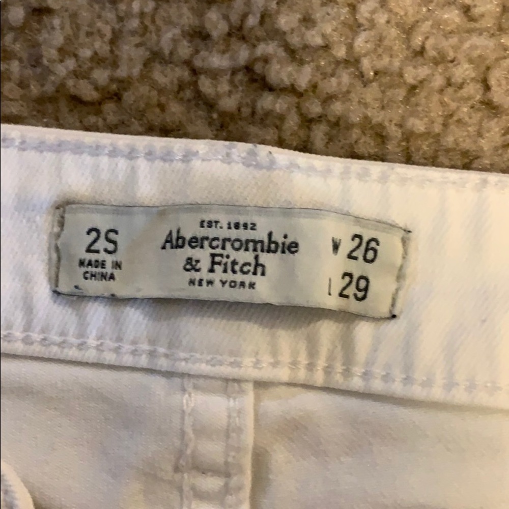 Abercrombie and Fitch White Jeans - Picture 2 of 2
